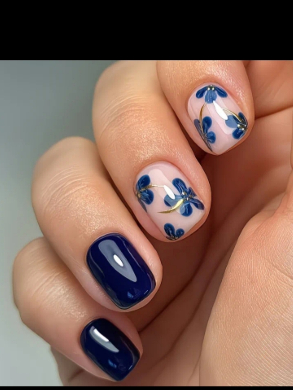 🔥3/$21 Navy Blue & Blush Floral Press-On Nails